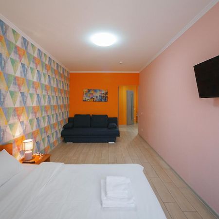 Bonapart Lviv Luaran gambar