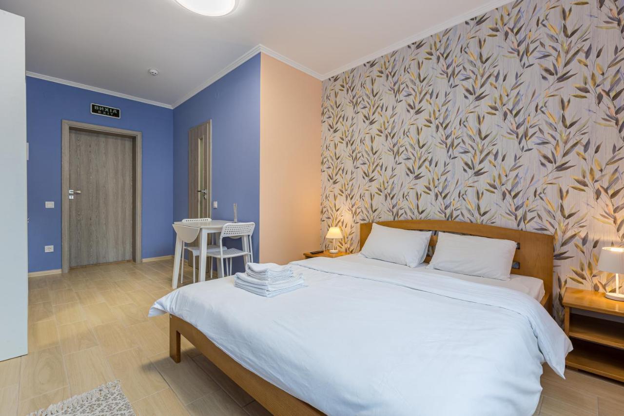 Bonapart Lviv Luaran gambar