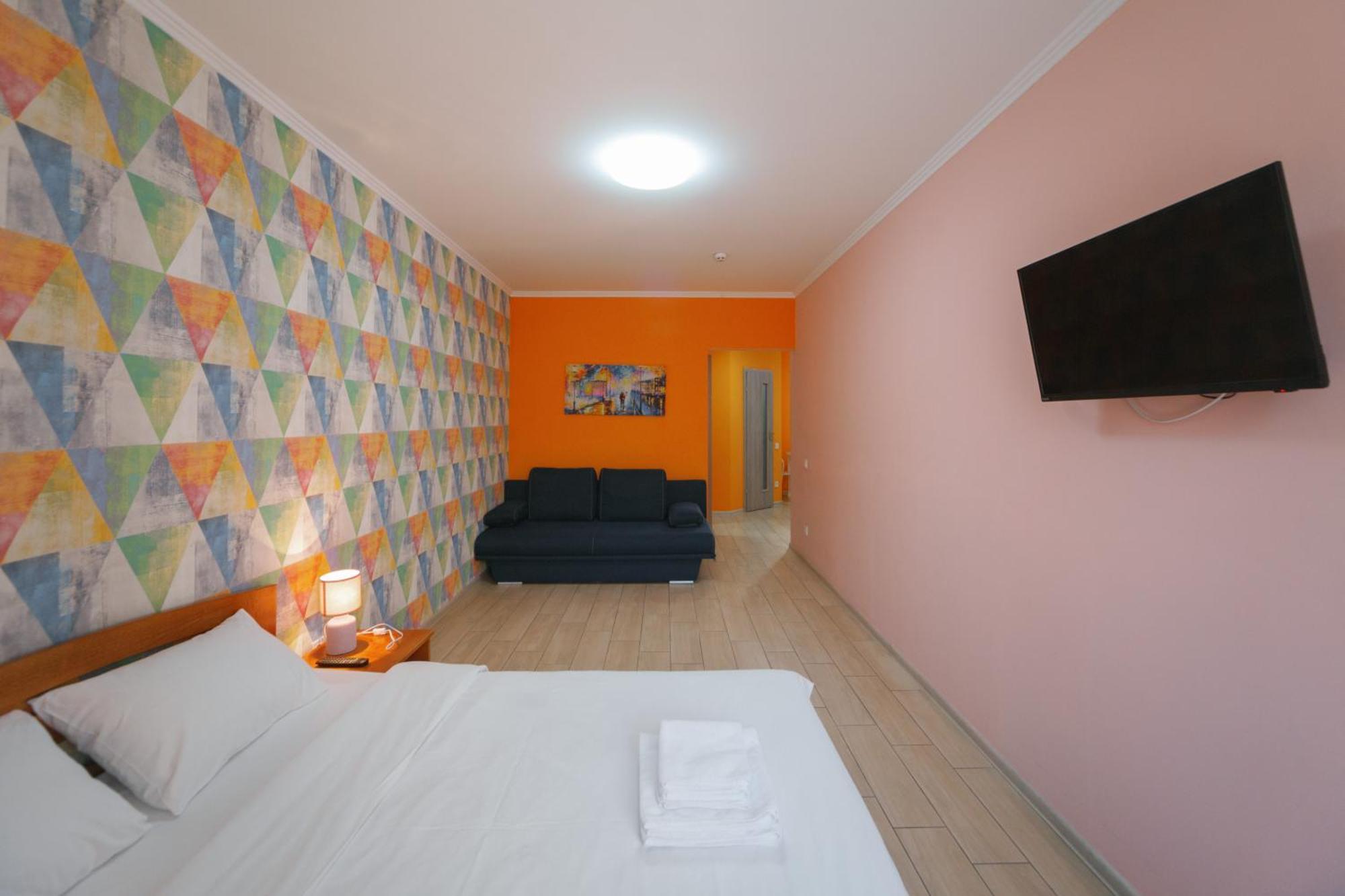 Bonapart Lviv Luaran gambar
